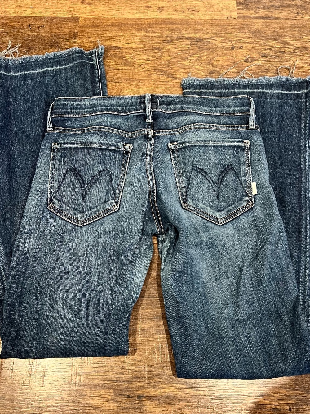 MOTHER Wilder Women’s Blue Denim Jeans - Frayed Hem